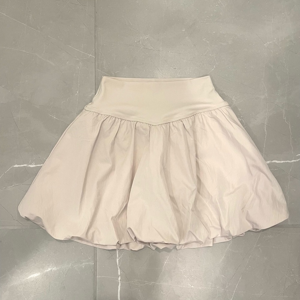 NWT Aerie Real Me Bubble Skirt Cake Batter XS - Picture 3 of 5